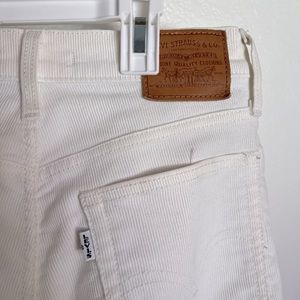 White Corduroy Levi’s Straight leg jeans